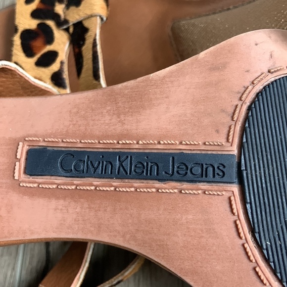 Calvin Klein cheetah sandles size 7 - Picture 3 of 4